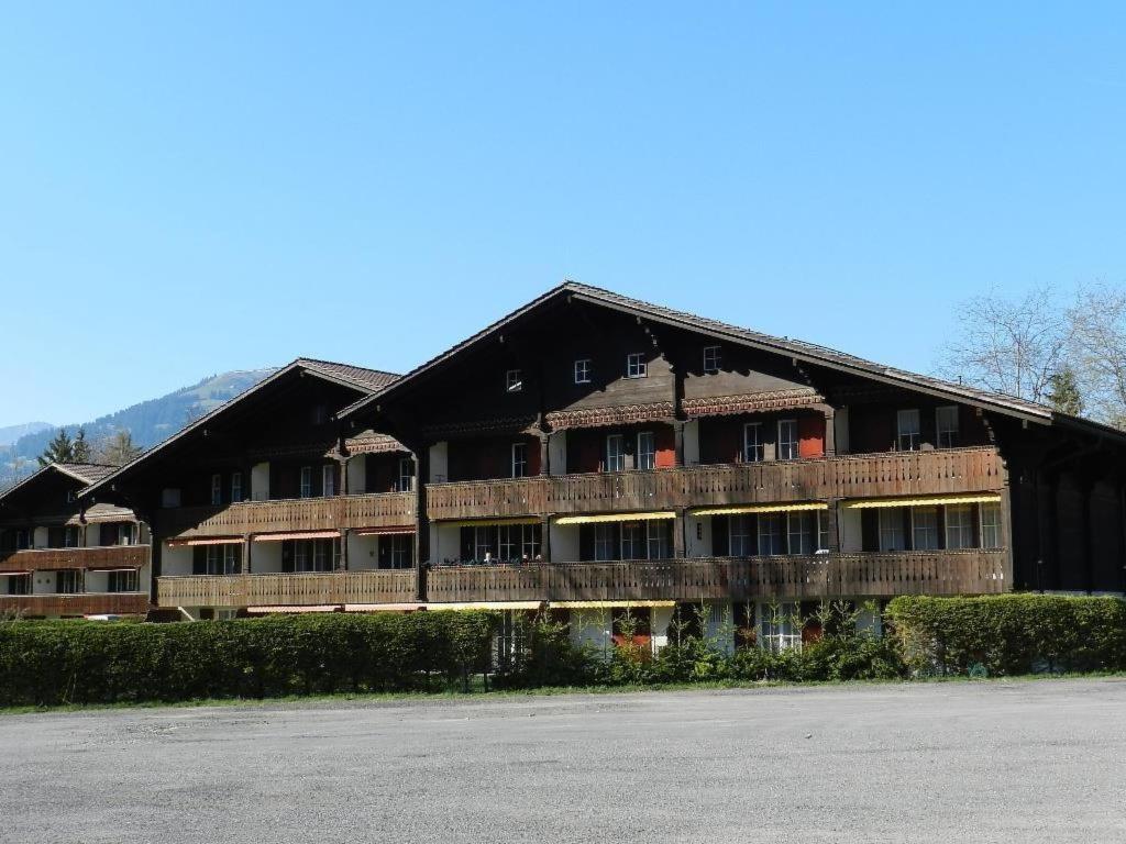 Apartment Oberland Nr- 19 Appartement-Fewo- Dusche oder Bad- WC 6-Bettwohnung by Interhome