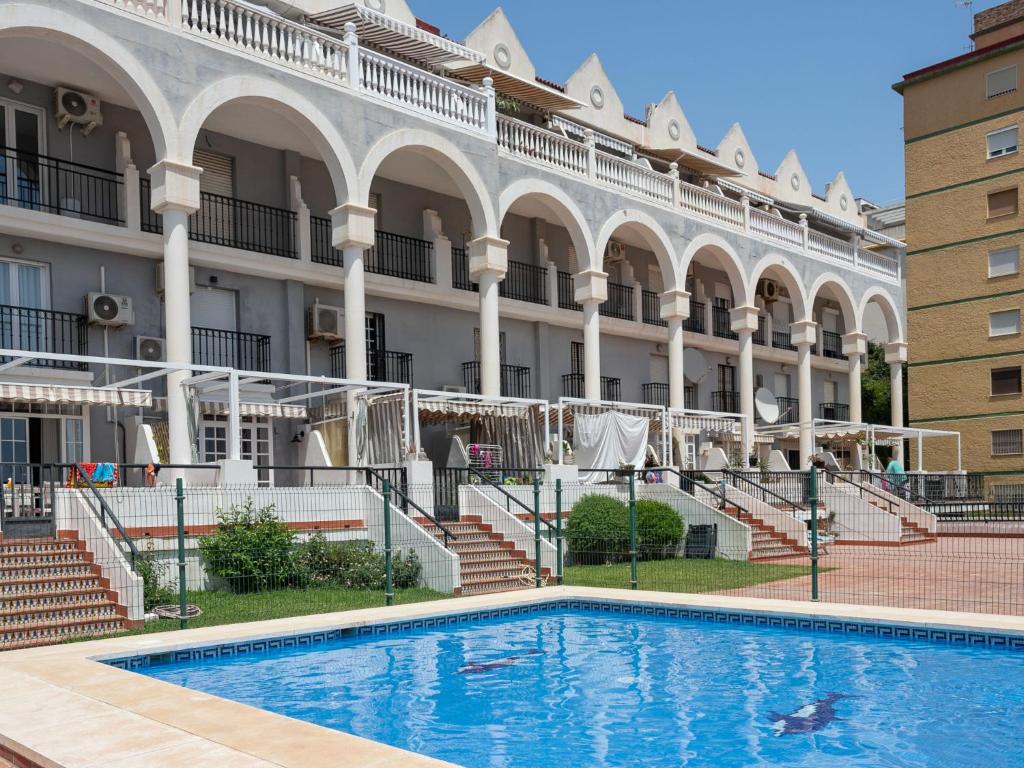Apartment Los Arcos by Interhome