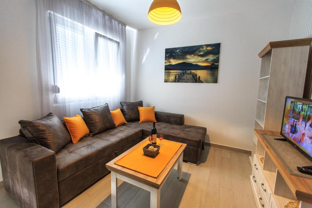 Apartments Aleksić - Apartamento Con Vistas Al Mar