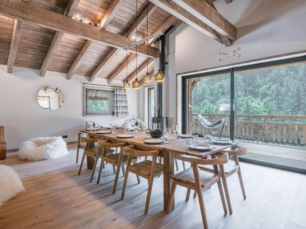 Chalet neuf à Morzine pour 10 pers., vue montagne, parking
