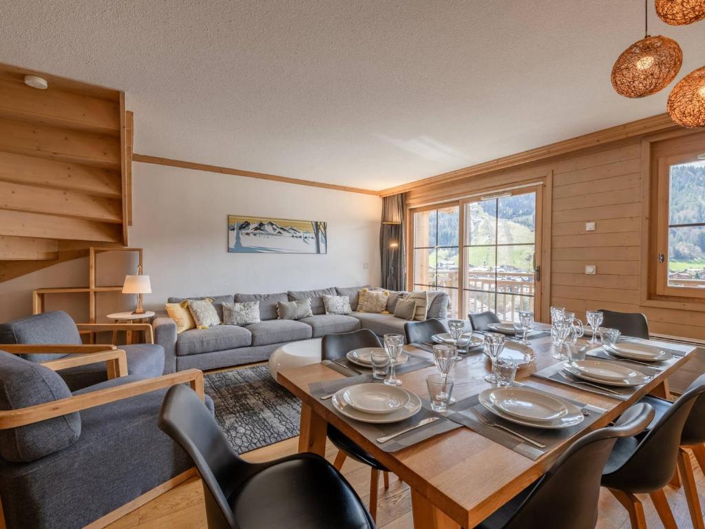 Duplex lumineux à Morzine avec parking, proche des pistes, idéal pour 8 personnes
