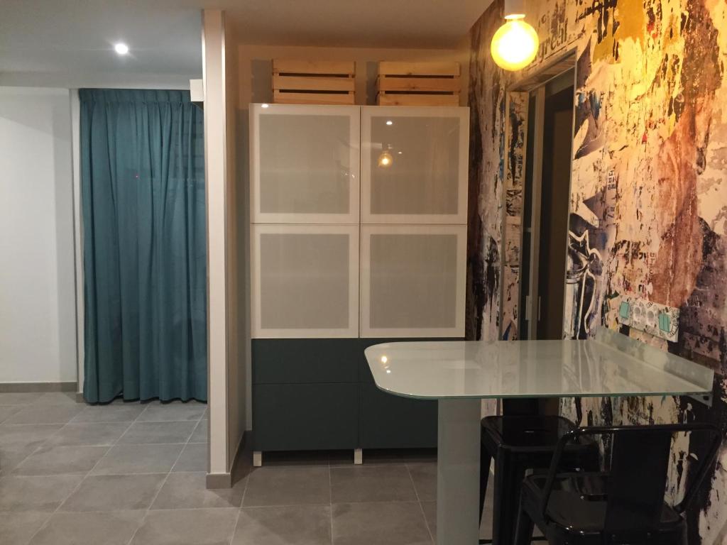 Fotografia z galérie ubytovania Piso con piscina y garaje en la Playa de Las Canteras v destinácii Las Palmas de Gran Canaria