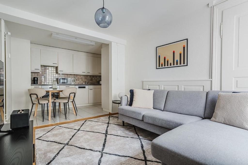 Lavender Suite - Bright 4.5-Room Apartment