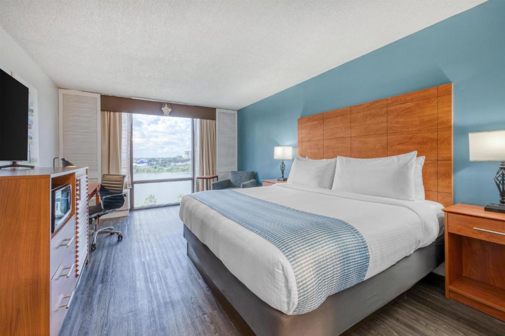 Best Western Orlando Gateway Hotel - 