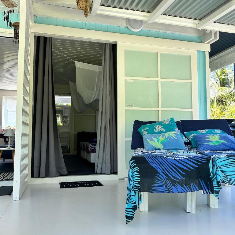 LE FARE BLEU NUI Villa privée climatisée en bord de lagon à Tiputa Rangiroa - Demi-pension & vélos gratuits - photo 2 - Rangiroa, Polynésie