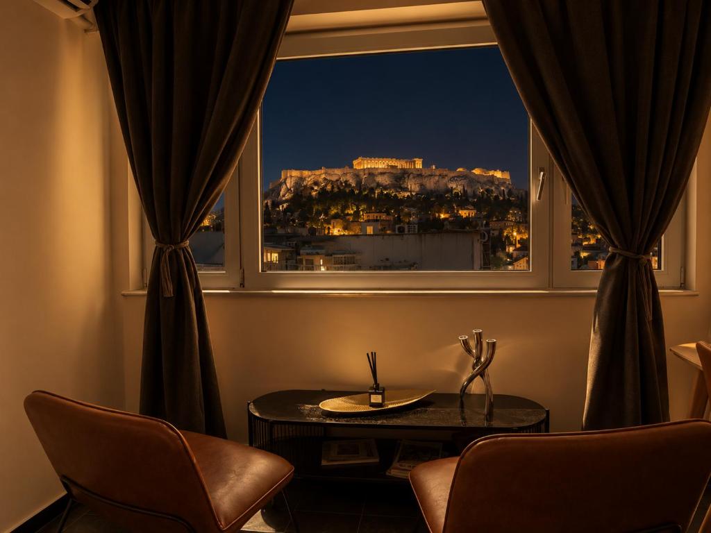 Marble Crown Deluxe Suite