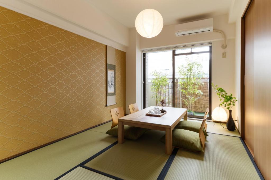 Roots Osaka Station2 3Bed Rooms