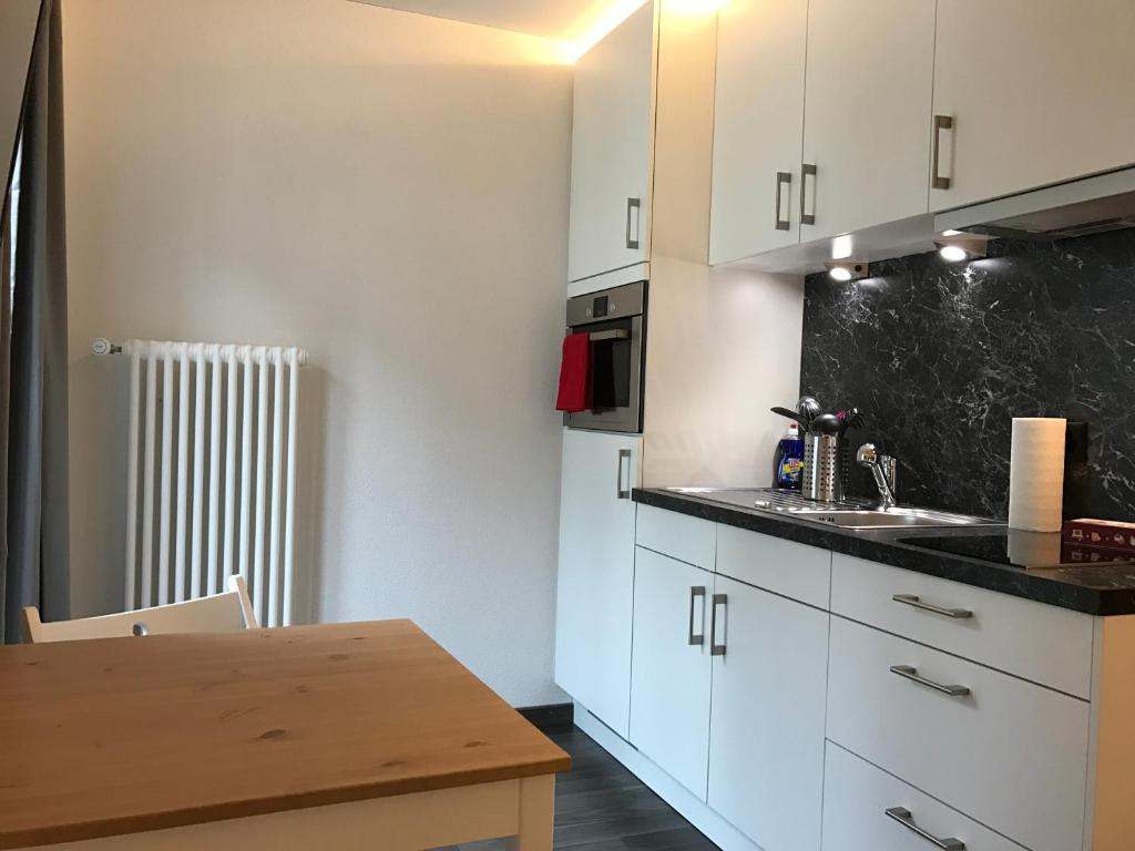 INSIDE FIVE - City Apartments - Resim 11