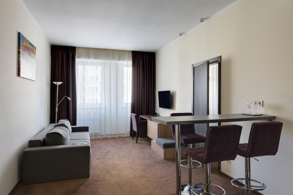 Twin Apart Hotel - Appartement D'une Chambre Avec Balcon