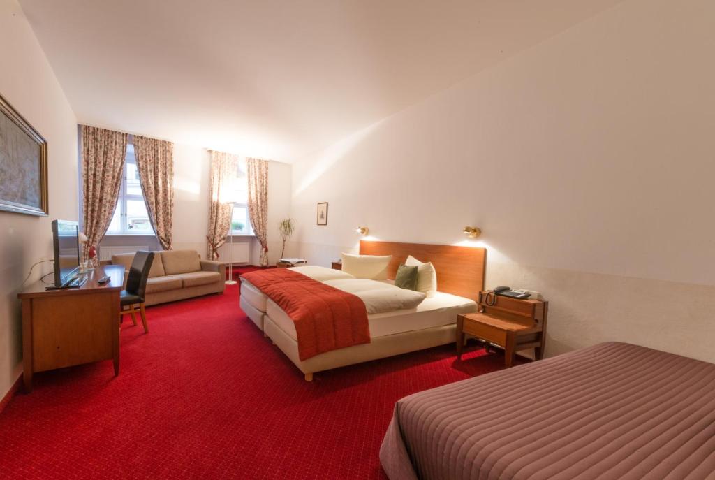 Altstadthotel Molitor - Quadruple Room