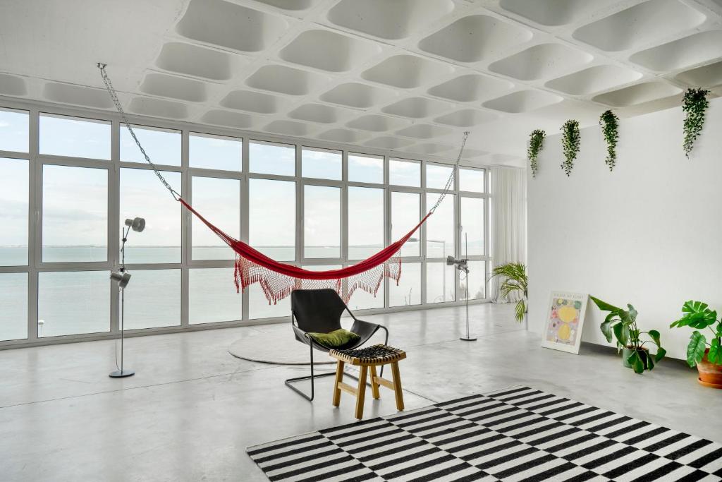 Loft espaçoso com vista deslumbrante para o Tejo