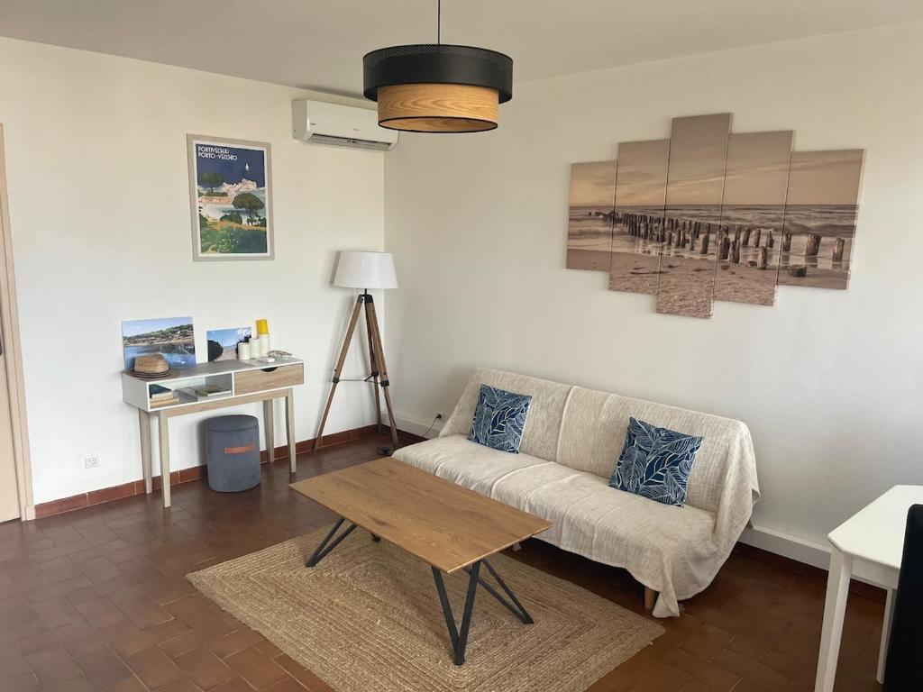 Appartement F2 Porto-Vecchio 4 chemins centre