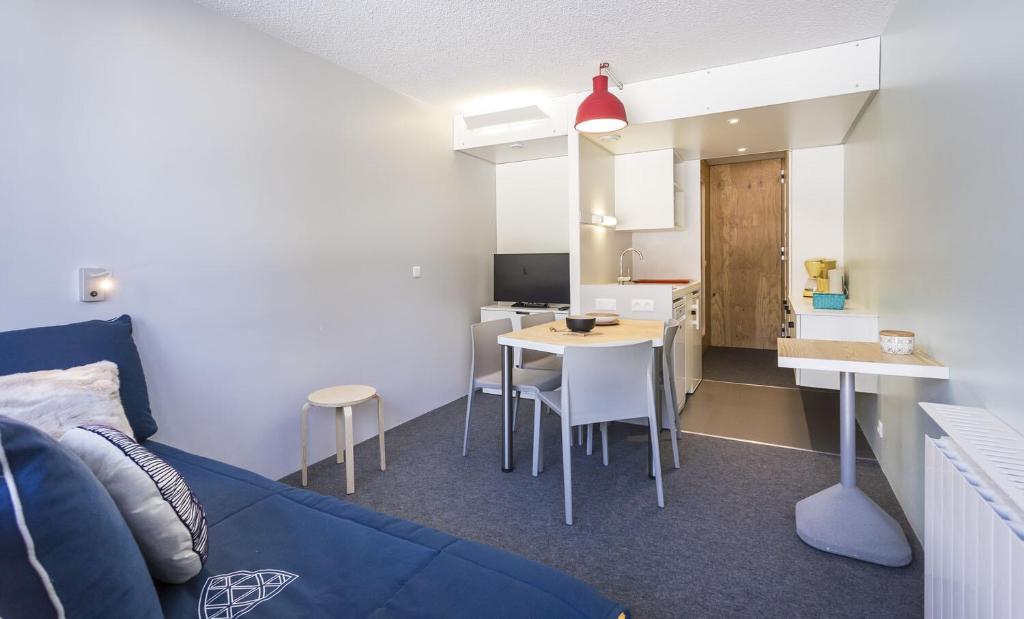 Résidence Belles Challes - Studio 4 personnes pîed des pistes MAE-7934