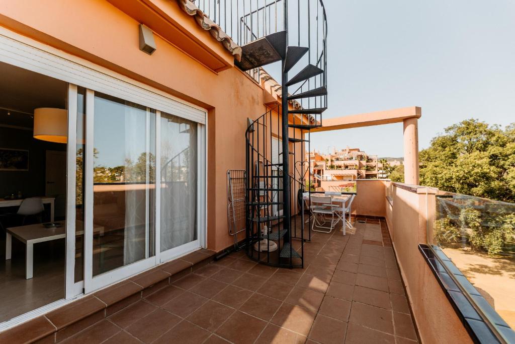 01 Padel & BBQ Penthouse by Abarzo