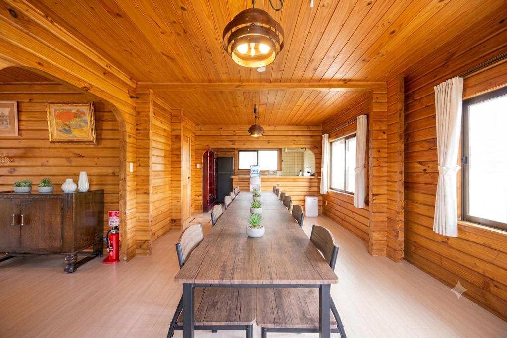 Snow Log Hakuba