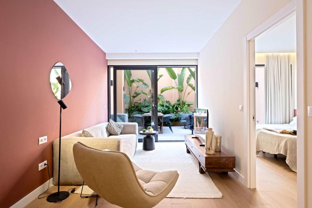 SariStays Valencia Terraza Deluxe L