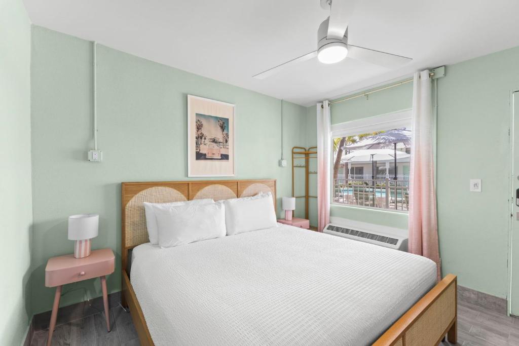 Hotel Cabana Clearwater Beach - 