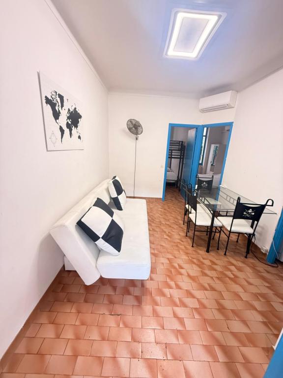 Centrally located Provençal apartment