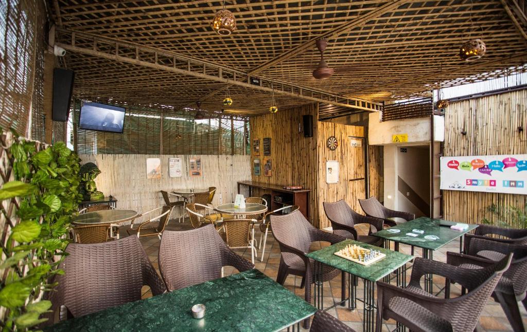 لابی و فضای عمومی Smyle Inn - Comfort & Value near New Delhi Railway Station - since 1998 - تصویر ۵