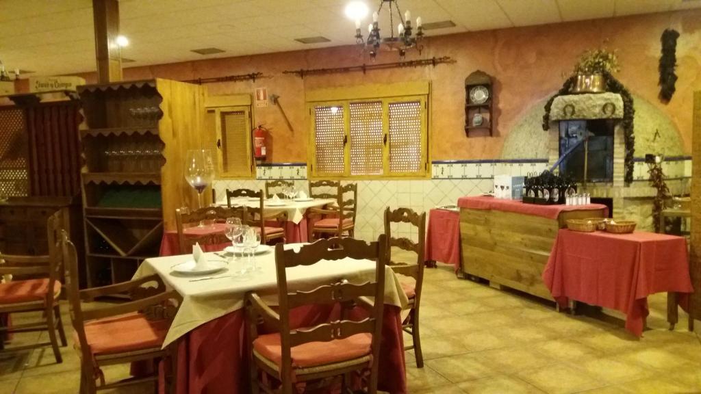 Restaurace v ubytování Hostal Seseña
