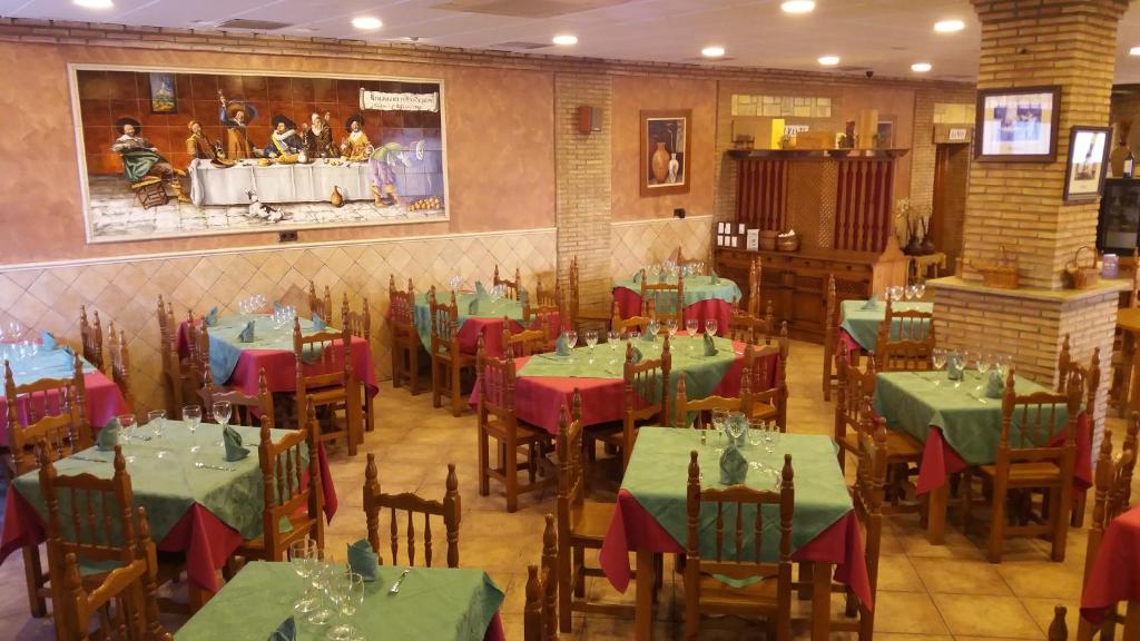 Restaurace v ubytování Hostal Seseña