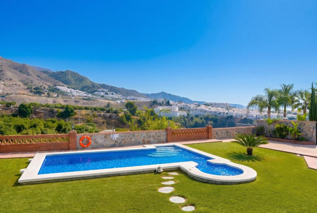 Villa Antonio Nerja by Ruralidays