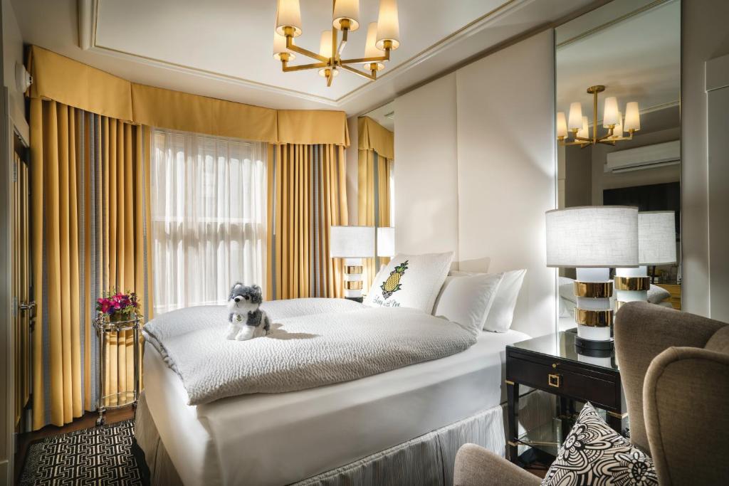 Staypineapple, An Elegant Hotel, Union Square - 