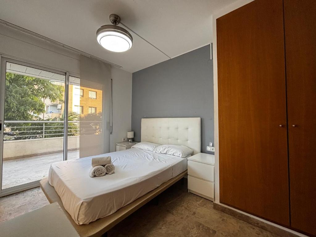 Apartment close to the beach with terrace
