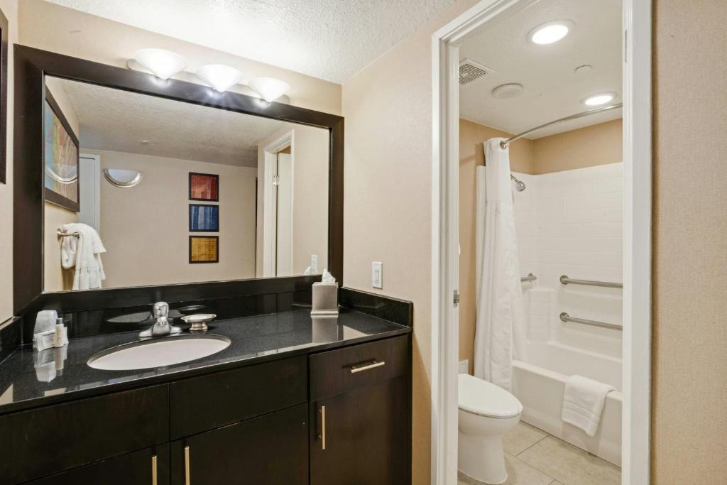 The Carriage House - 