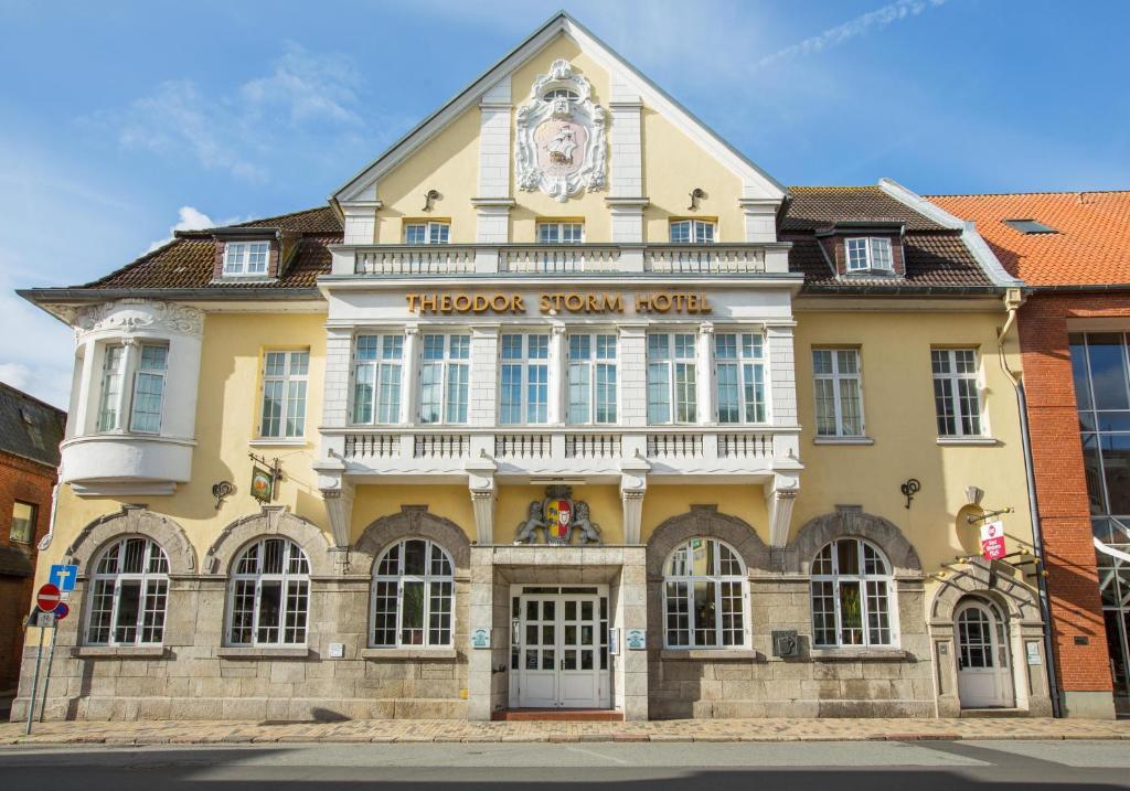 Best Western Plus Theodor Storm Hotel - Housity