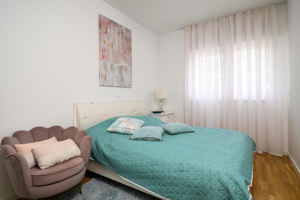 Brand new Luxury apartment G & L One
