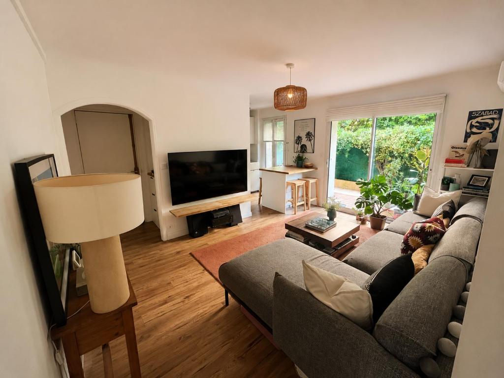 Your Peaceful Cannes Home - Comfort, AC & Free Parking