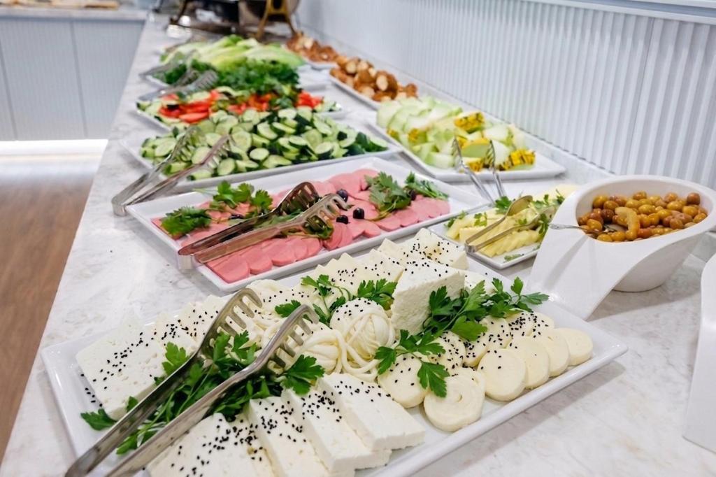 فضای داخلی Kayalar Hotel در آنتالیا - تصویر ۳