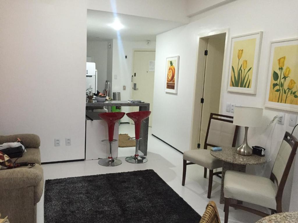  FLAT COMPLETO - FRENTE AO MAR