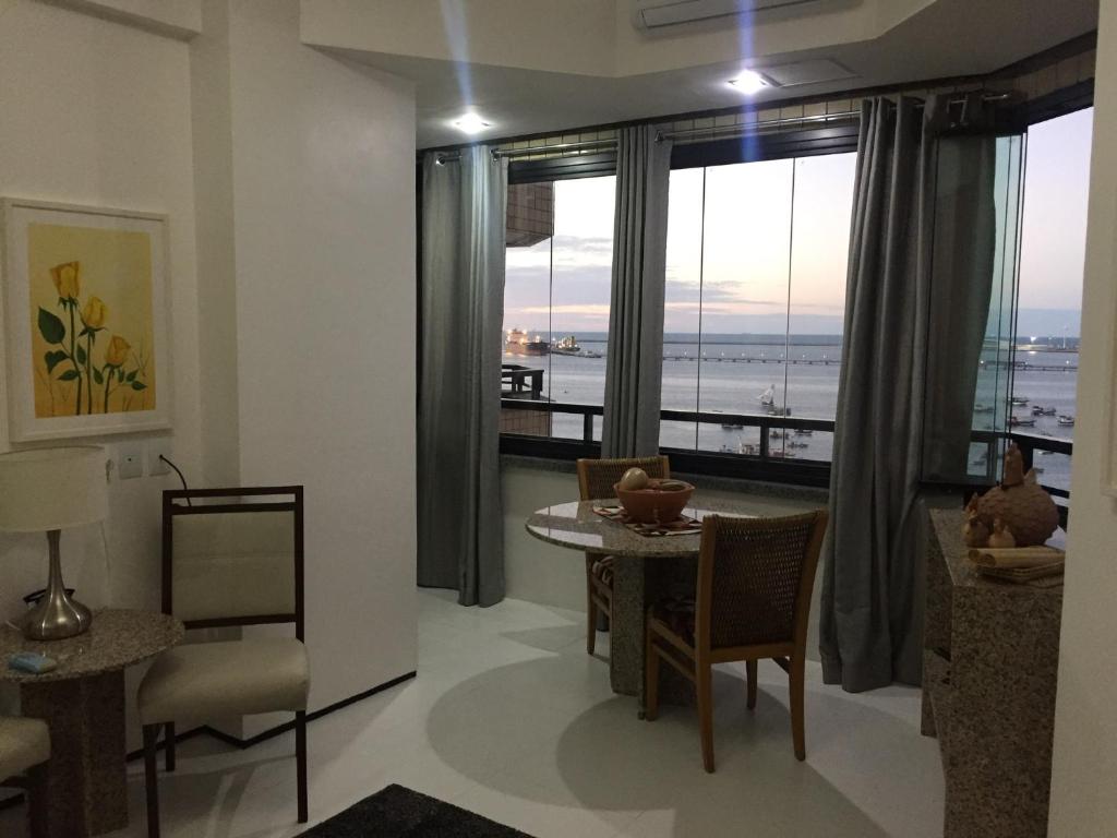  FLAT COMPLETO - FRENTE AO MAR
