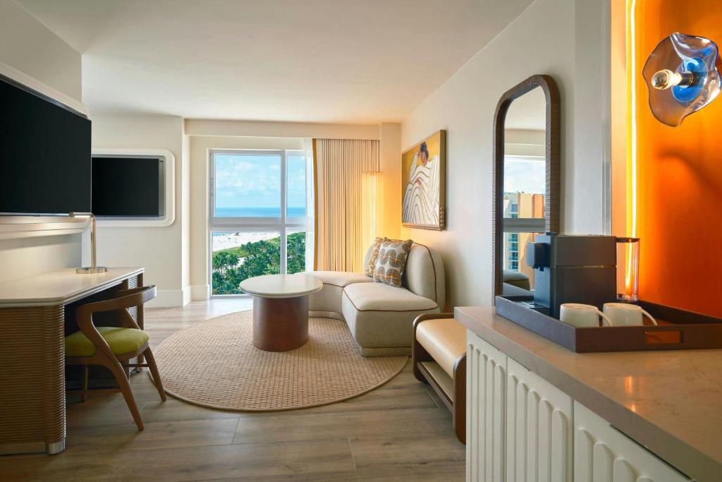 Royal Palm South Beach Miami, a Tribute Portfolio Resort - 