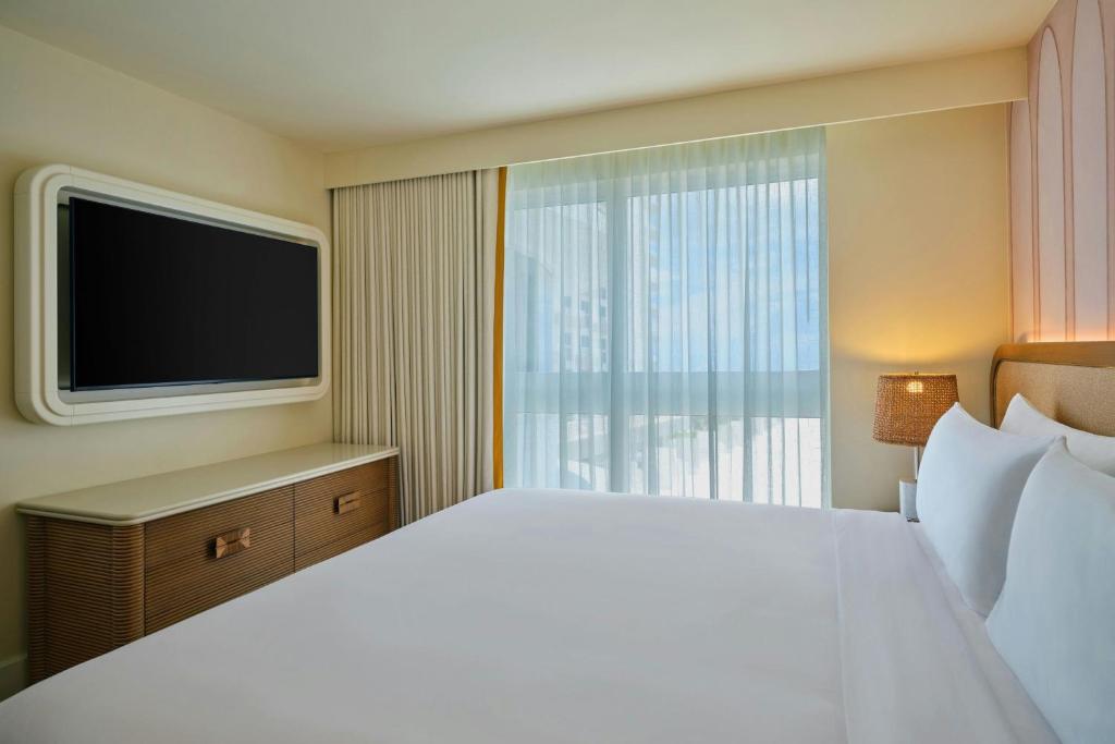 Royal Palm South Beach Miami, a Tribute Portfolio Resort - 
