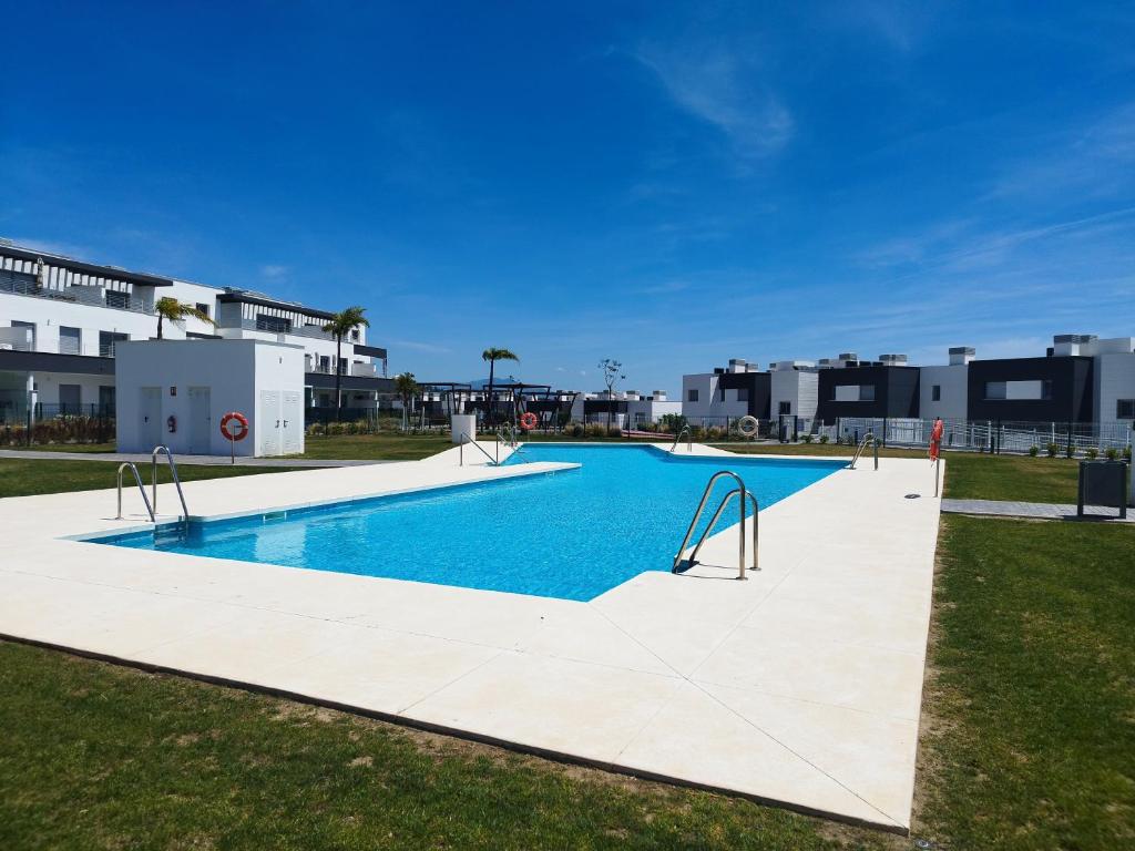 New 3-Bedroom Apartment with Panoramic Views Pool Gym & Parking in Habitat Valle Romano