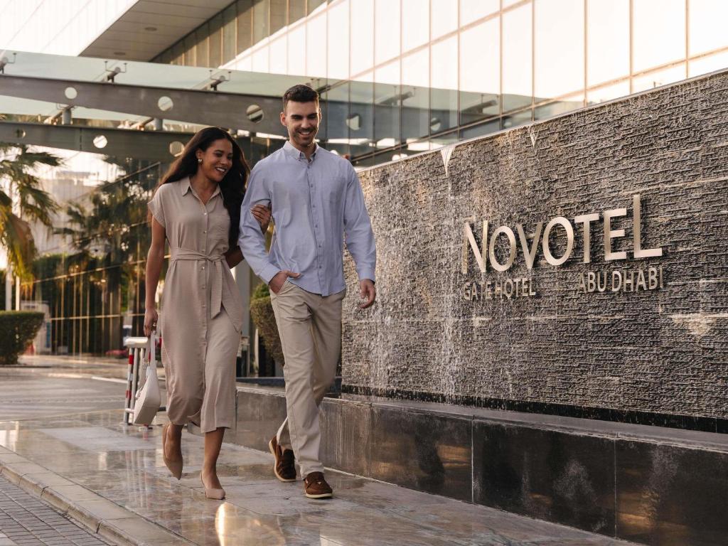 لابی و فضای عمومی Novotel Abu Dhabi Gate - تصویر ۵