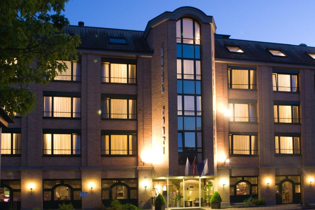 Budova, v ktorej sa hotel nachádza
