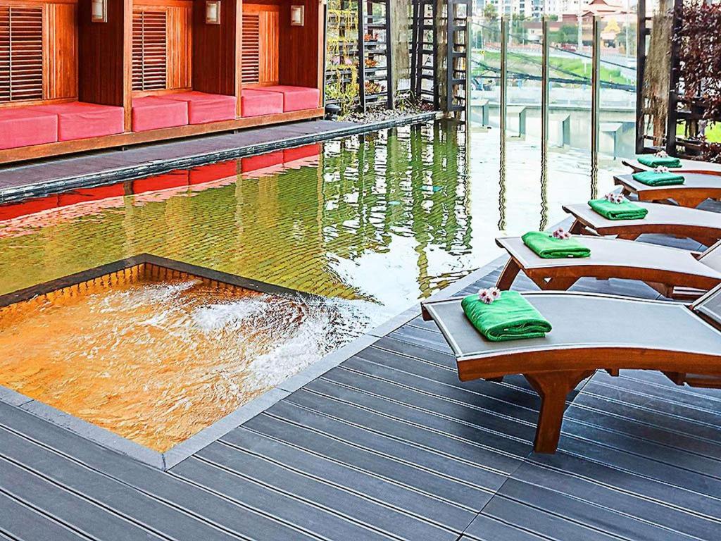 ibis Styles Chiang Mai: pool
