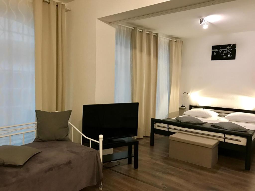 Altstadthotel Hayk am Rhein - Superior Studio With King Size Bed