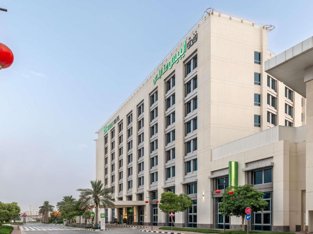 لابی و فضای عمومی Ibis Styles Dragon Mart Dubai - تصویر ۵