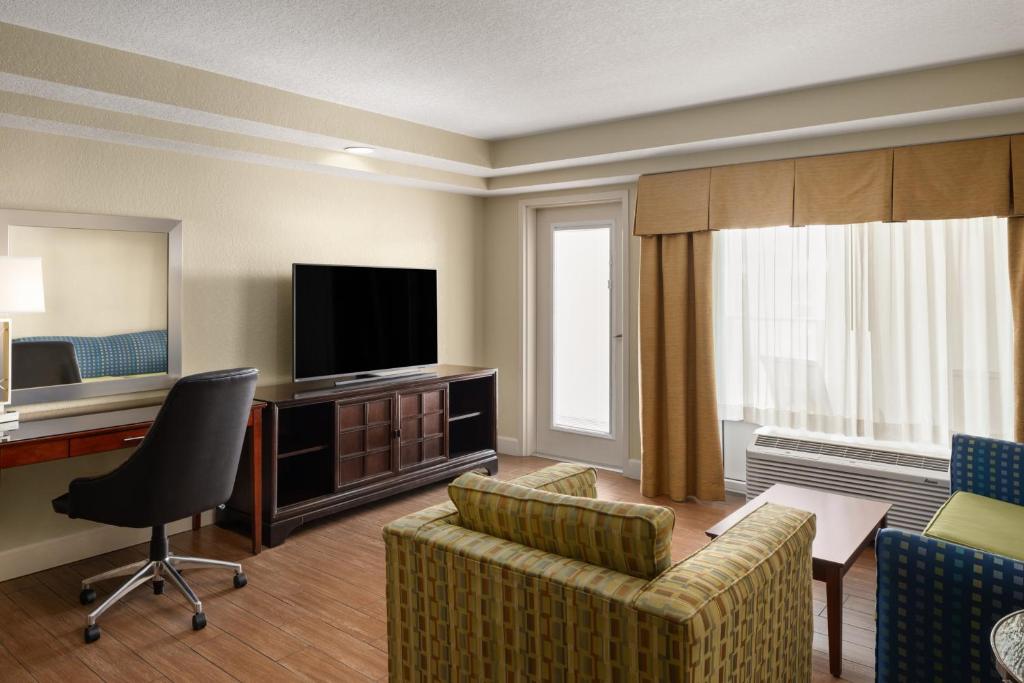 Holiday Inn Resort Orlando - Lake Buena Vista, an IHG Hotel - 