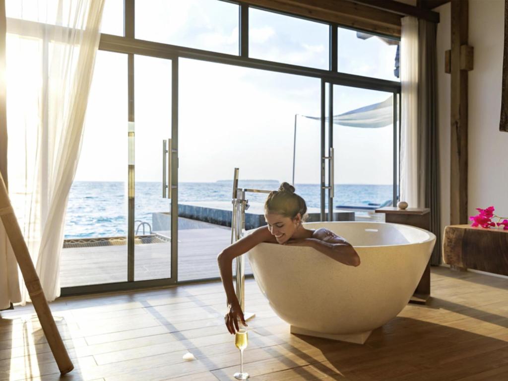 Kuredhivaru Resort and Spa - Maldives - View 9