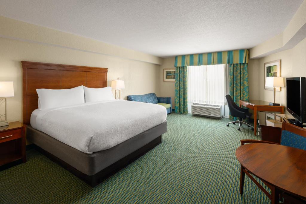 Holiday Inn Resort Orlando - Lake Buena Vista, an IHG Hotel - 