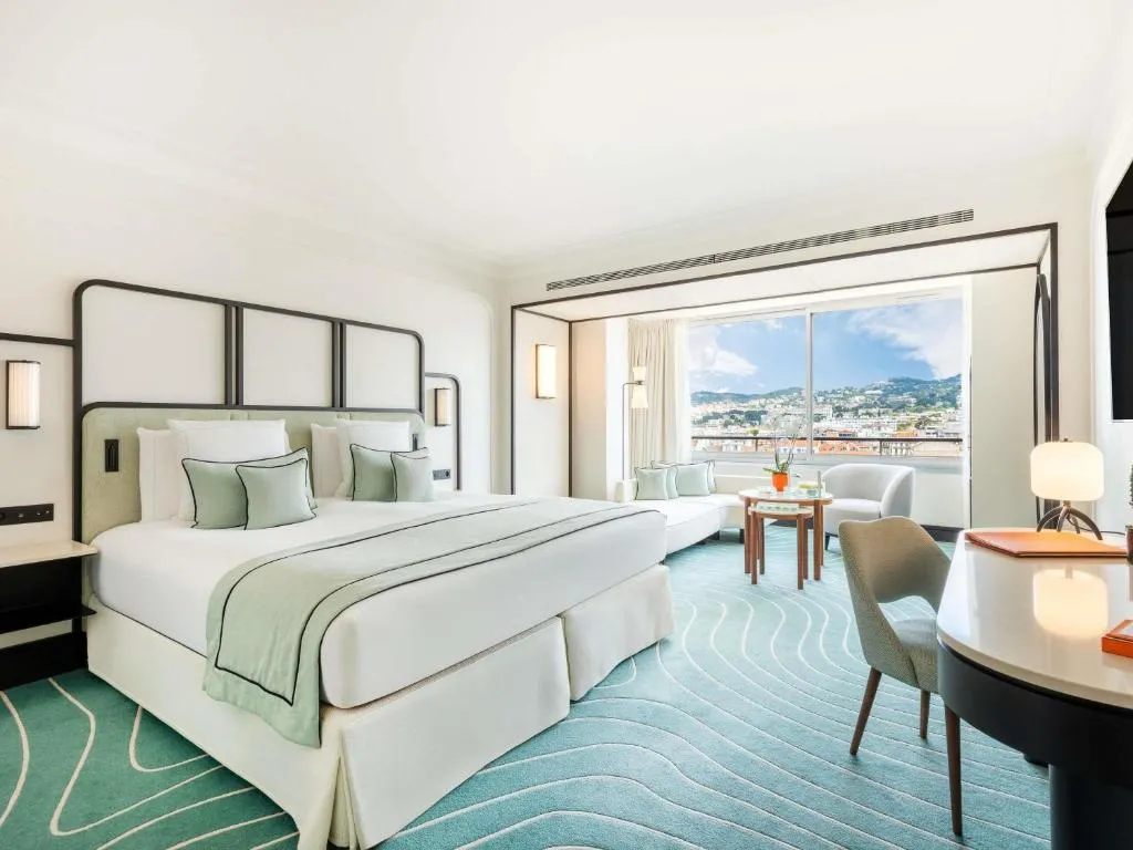 Junior Suite City View
