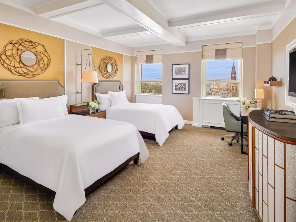 Deluxe Double Room with Two Double Beds and City View