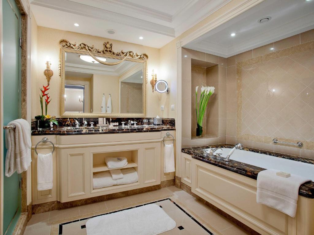Fairmont Grand Hotel Kyiv фото 8