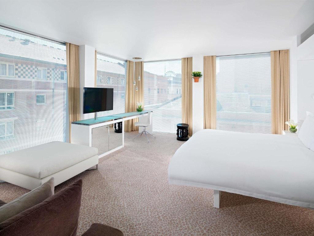 St Martins Lane London - 